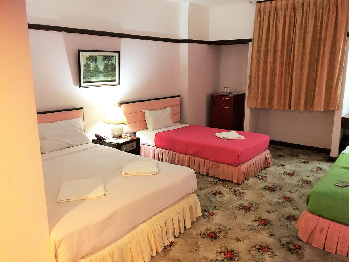 Daeng Plaza Hotel Phuket Eksteriør bilde