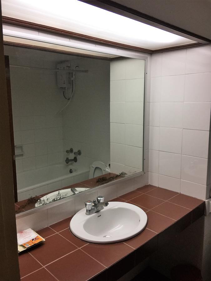 Daeng Plaza Hotel Phuket Eksteriør bilde